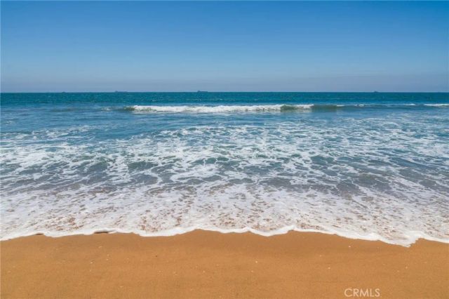 21851 Newland 214, Huntington Beach, CA 92646