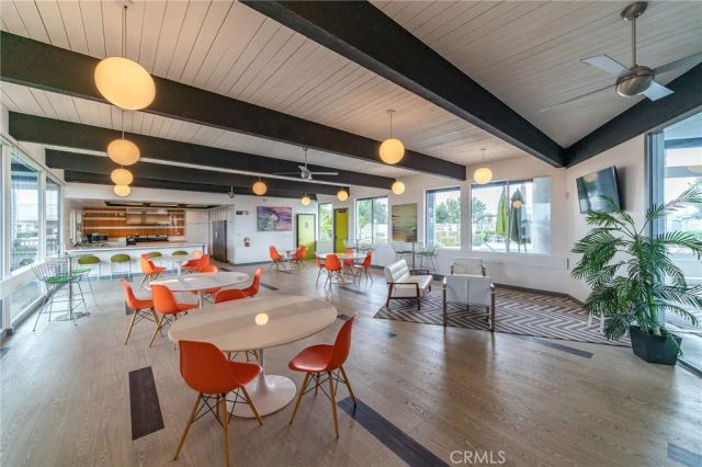 21851 Newland 214, Huntington Beach, CA 92646