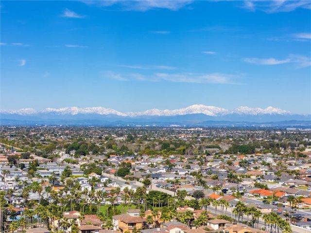 21851 Newland 214, Huntington Beach, CA 92646