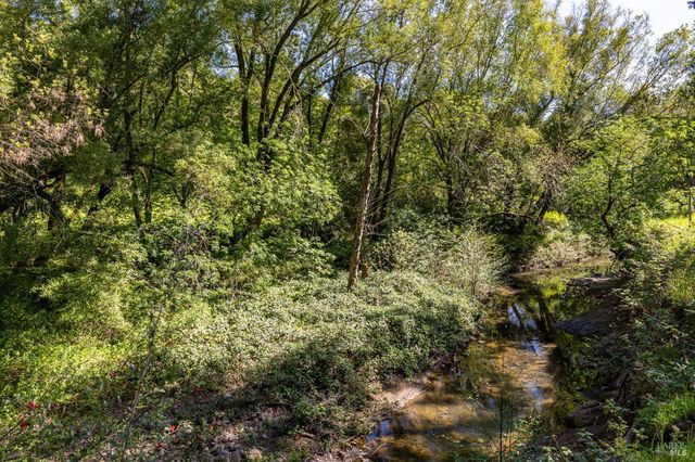 3320 Redwood Rd, Napa, CA 94558