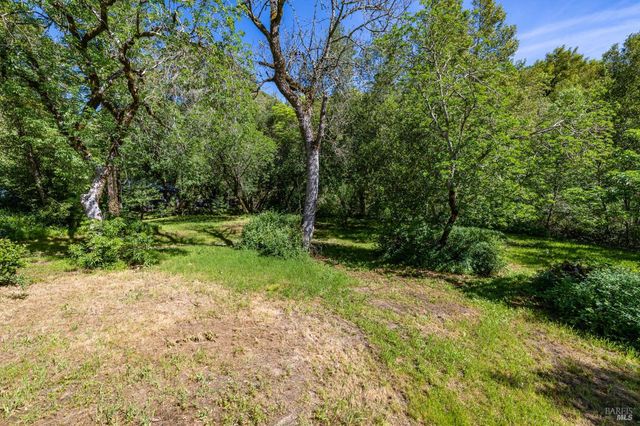 3320 Redwood Rd, Napa, CA 94558