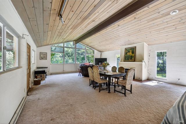 3320 Redwood Rd, Napa, CA 94558