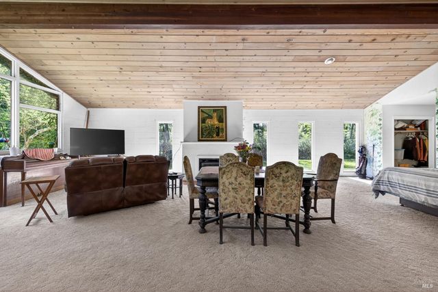 3320 Redwood Rd, Napa, CA 94558