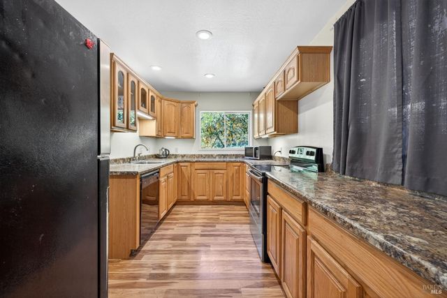 3320 Redwood Rd, Napa, CA 94558