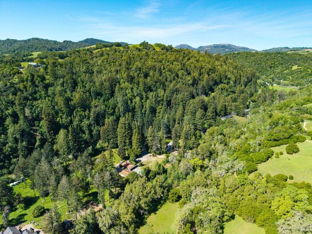 3320 Redwood Rd, Napa, CA 94558