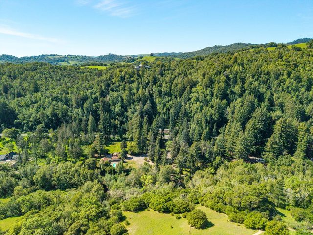 3320 Redwood Rd, Napa, CA 94558
