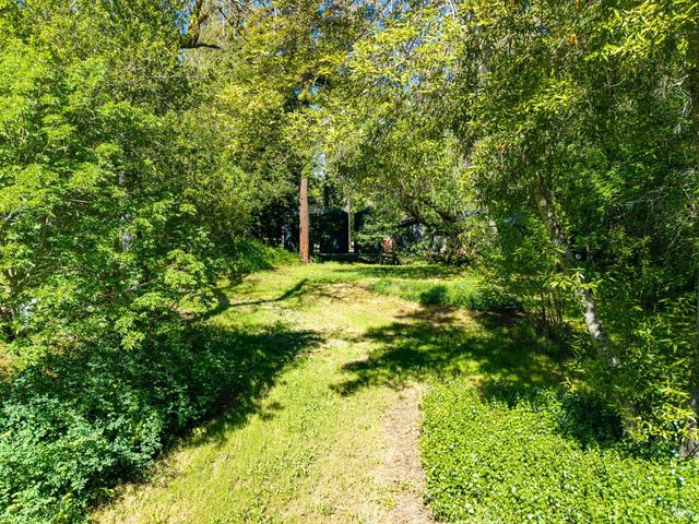 3320 Redwood Rd, Napa, CA 94558