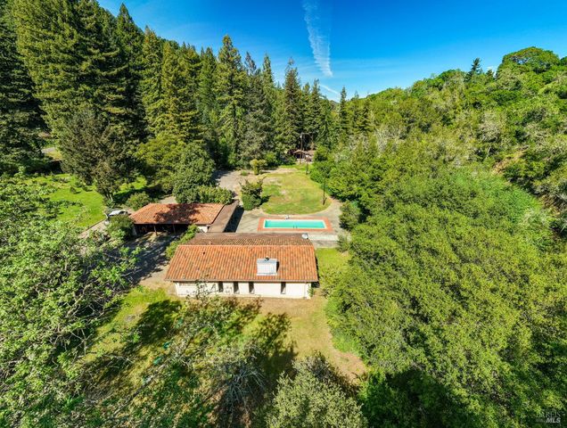 3320 Redwood Rd, Napa, CA 94558