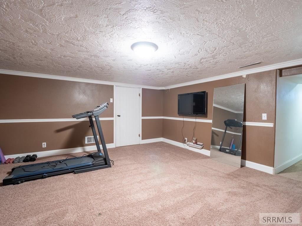 Image 27 of property listing at 263 W 2nd N, Rigby, ID 83442