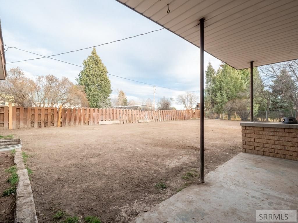 Image 36 of property listing at 263 W 2nd N, Rigby, ID 83442