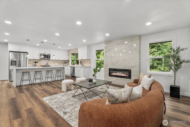 4103 204th Avenue NE, Sammamish, WA 98074