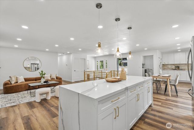 4103 204th Avenue NE, Sammamish, WA 98074