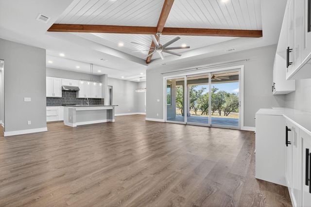 21603 Thomas CV, Lago Vista, TX 78645