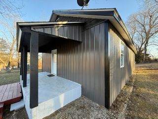 204 E Davis Street, West Plains, MO 65775