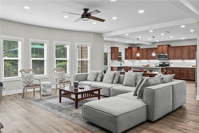 196 Sunny Brook Terrace, Newnan, GA 30265