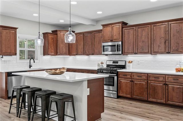 196 Sunny Brook Terrace, Newnan, GA 30265