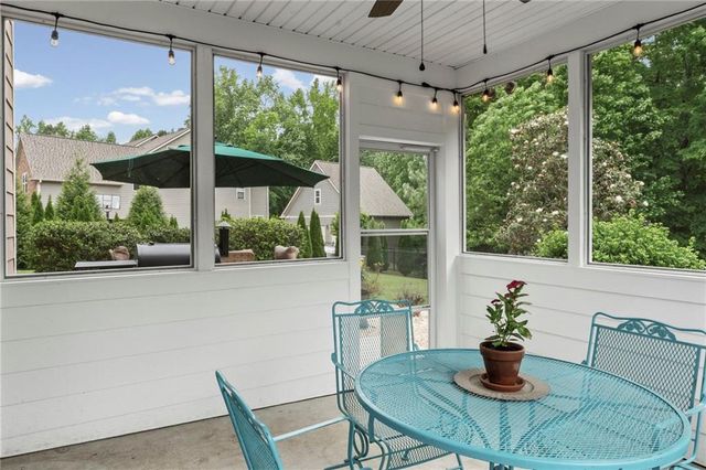 196 Sunny Brook Terrace, Newnan, GA 30265
