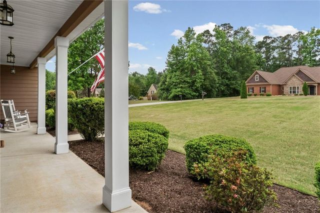 196 Sunny Brook Terrace, Newnan, GA 30265