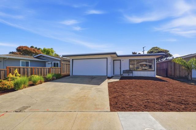 228 Auburn Avenue, Santa Cruz, CA 95060