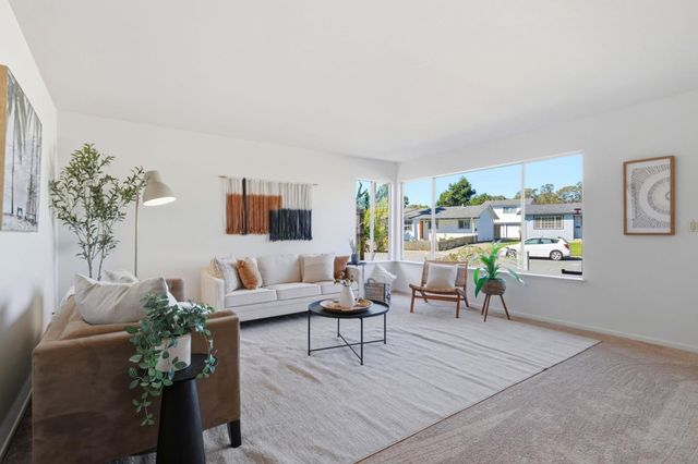 228 Auburn Avenue, Santa Cruz, CA 95060