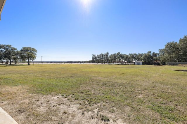 217 Oak Hill DR, Liberty Hill, TX 78642