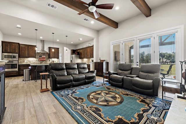 217 Oak Hill DR, Liberty Hill, TX 78642