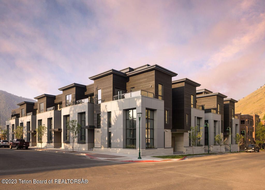 165 N GLENWOOD Street 31, Jackson, WY 83001 photo 22