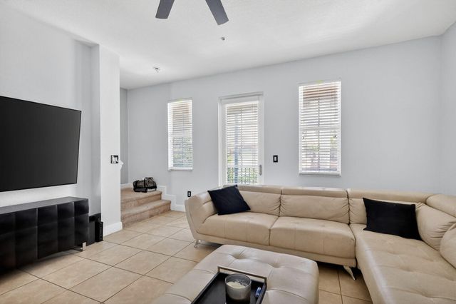 2561 SW 119th Way 1608, Miramar, FL 33025