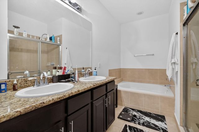 2561 SW 119th Way 1608, Miramar, FL 33025