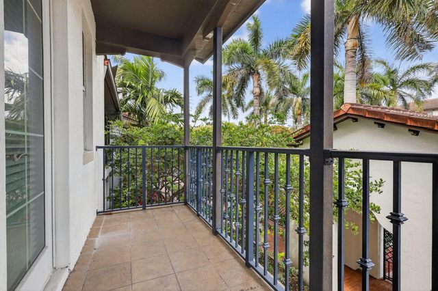 2561 SW 119th Way 1608, Miramar, FL 33025