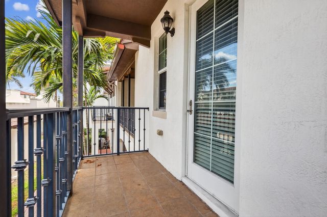 2561 SW 119th Way 1608, Miramar, FL 33025