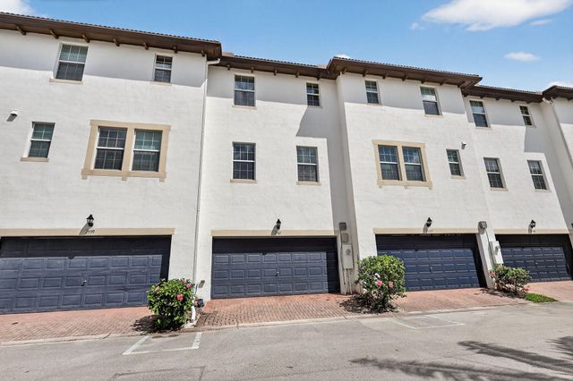 2561 SW 119th Way 1608, Miramar, FL 33025