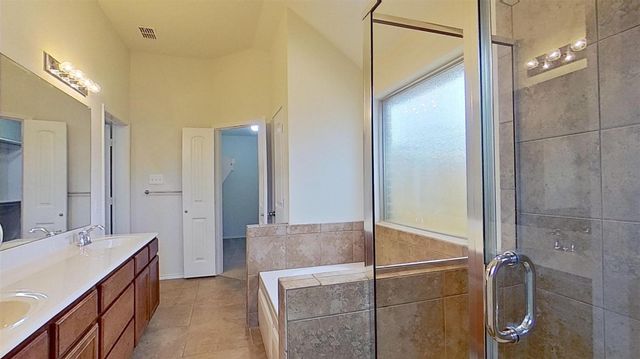 109 N Henrietta Street, Ferris, TX 75125