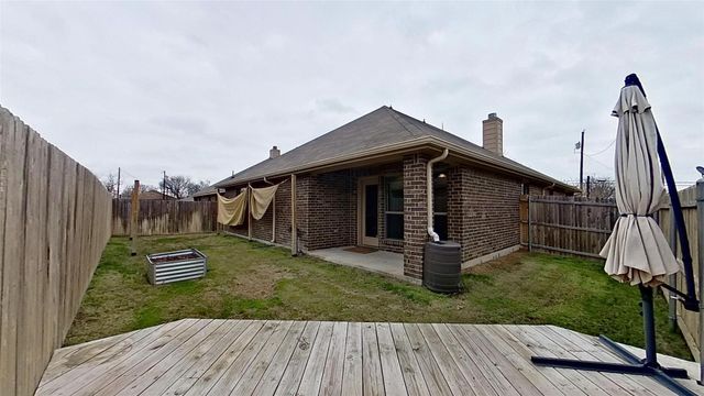 109 N Henrietta Street, Ferris, TX 75125