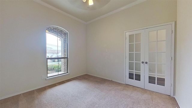 109 N Henrietta Street, Ferris, TX 75125