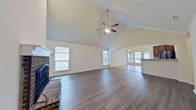 109 N Henrietta Street, Ferris, TX 75125
