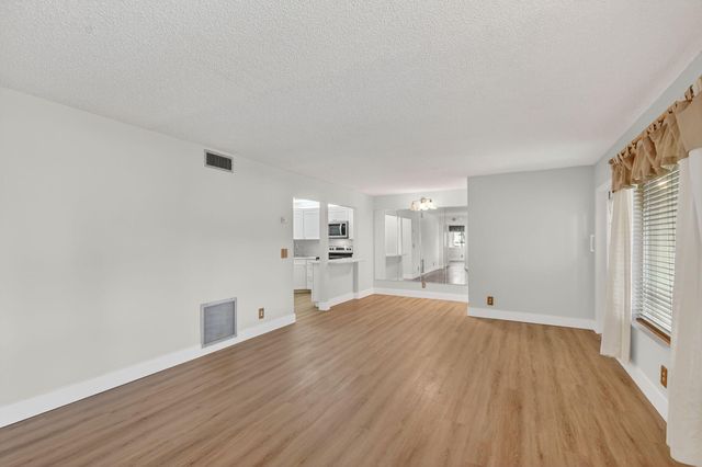 4996 Sable Pine Circle C1, West Palm Beach, FL 33417