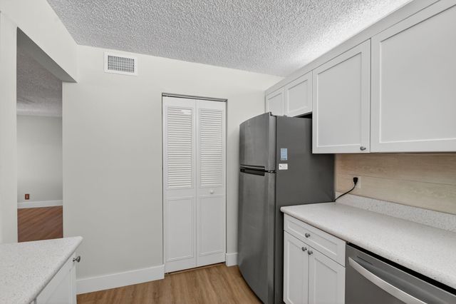 4996 Sable Pine Circle C1, West Palm Beach, FL 33417