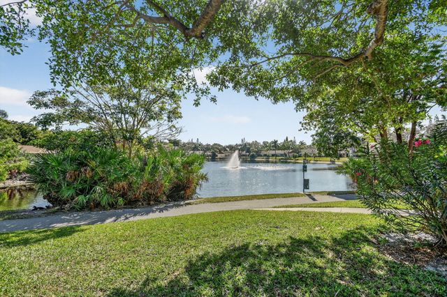 4996 Sable Pine Circle C1, West Palm Beach, FL 33417