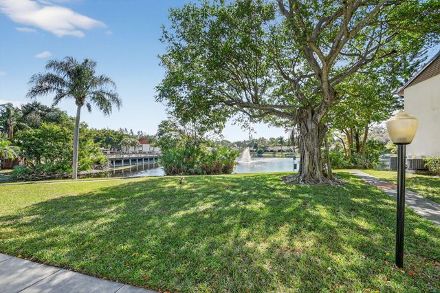 4996 Sable Pine Circle C1, West Palm Beach, FL 33417