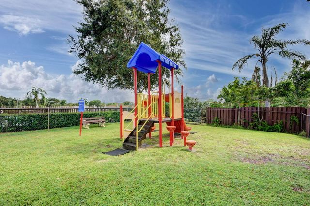4996 Sable Pine Circle C1, West Palm Beach, FL 33417