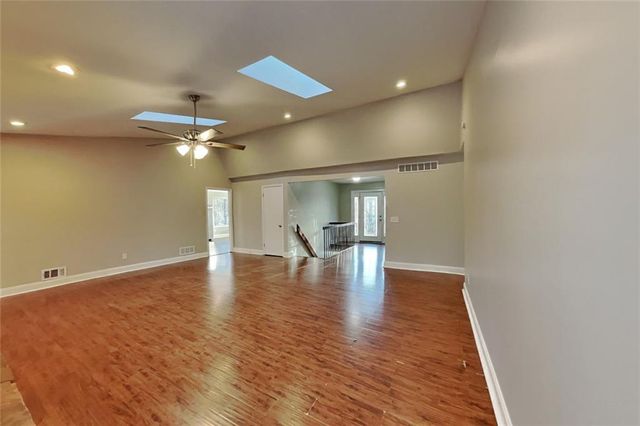 2754 Georgian Terrace, Marietta, GA 30068