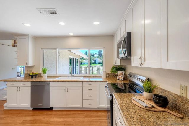 17709 Saint Andrews, Poway, CA 92064