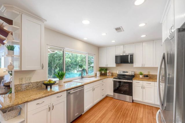 17709 Saint Andrews, Poway, CA 92064