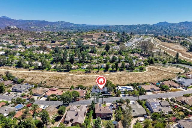 17709 Saint Andrews, Poway, CA 92064