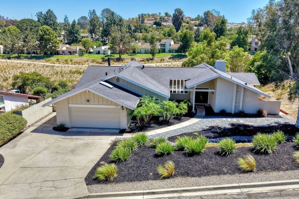 17709 Saint Andrews, Poway, CA 92064