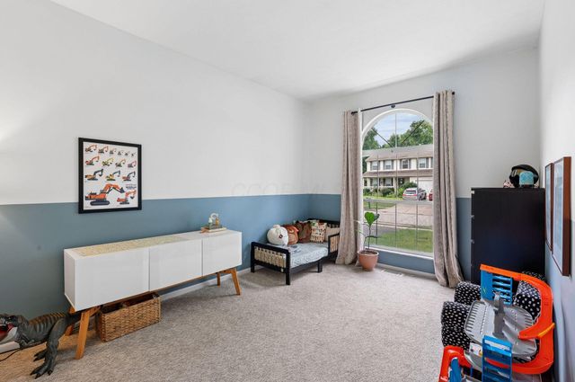 7777 Astra Circle, Reynoldsburg, OH 43068