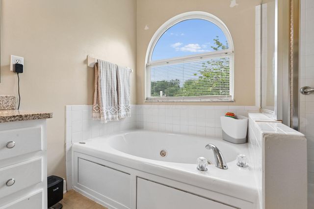7777 Astra Circle, Reynoldsburg, OH 43068