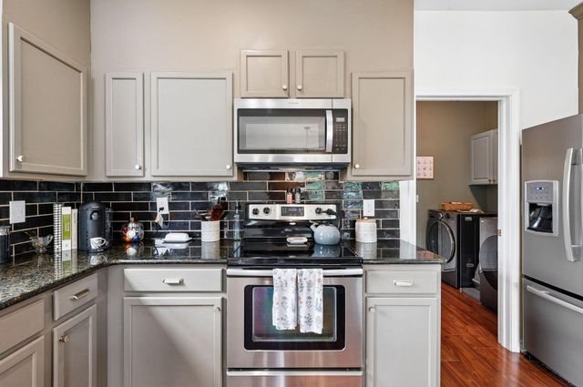 7777 Astra Circle, Reynoldsburg, OH 43068