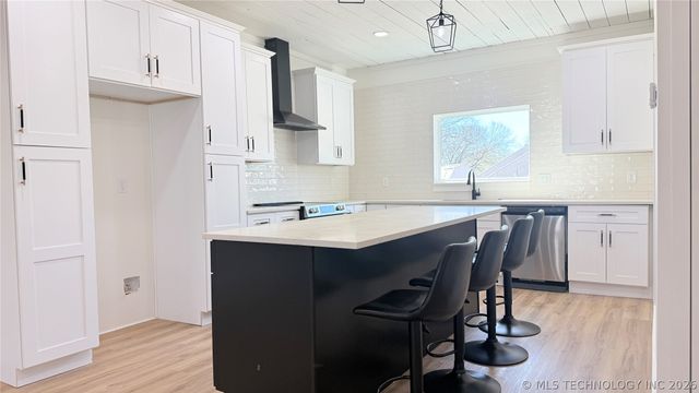 3601 Country Club Drive, Muskogee, OK 74403